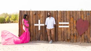 Experience the most elegant maternity photoshoot in Dubai with MohaStudio.
the best maternity photography experiences in Dubai and the UAE