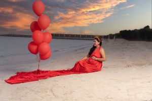 Experience the most elegant maternity photoshoot in Dubai with MohaStudio.
the best maternity photography experiences in Dubai and the UAE