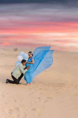Experience the most elegant maternity photoshoot in Dubai with MohaStudio.
the best maternity photography experiences in Dubai and the UAE