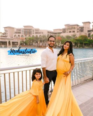 Experience the most elegant maternity photoshoot in Dubai with MohaStudio.
the best maternity photography experiences in Dubai and the UAE