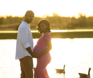 Experience the most elegant maternity photoshoot in Dubai with MohaStudio.
the best maternity photography experiences in Dubai and the UAE