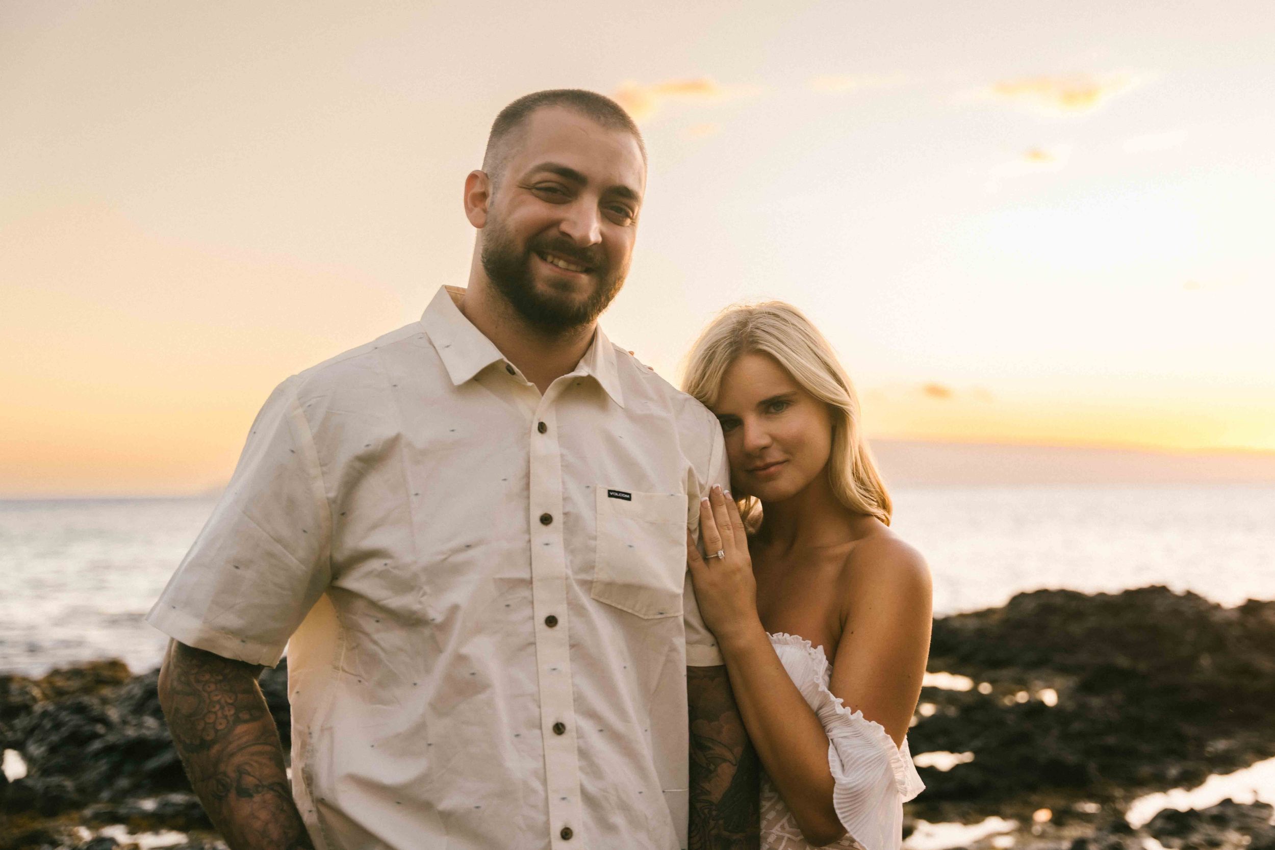 Engagement couple sunset photo at Wailea Maui