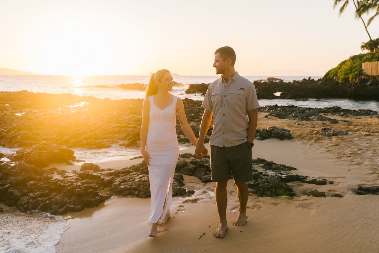 Wedding anniversary couple sunset photo at Wailea Maui