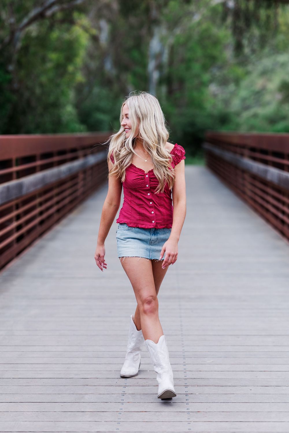 Senior photo session in Ventura County with unique locations, candid moments, and youthful energy