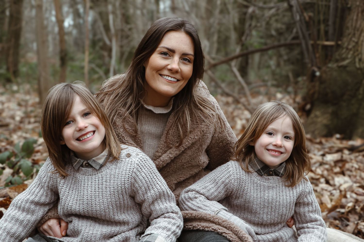Family Portrait Session, Mothers Day Portrait Session. Portrait of young boys and mummy, outdoor portrait shoot. Woodland, natural.