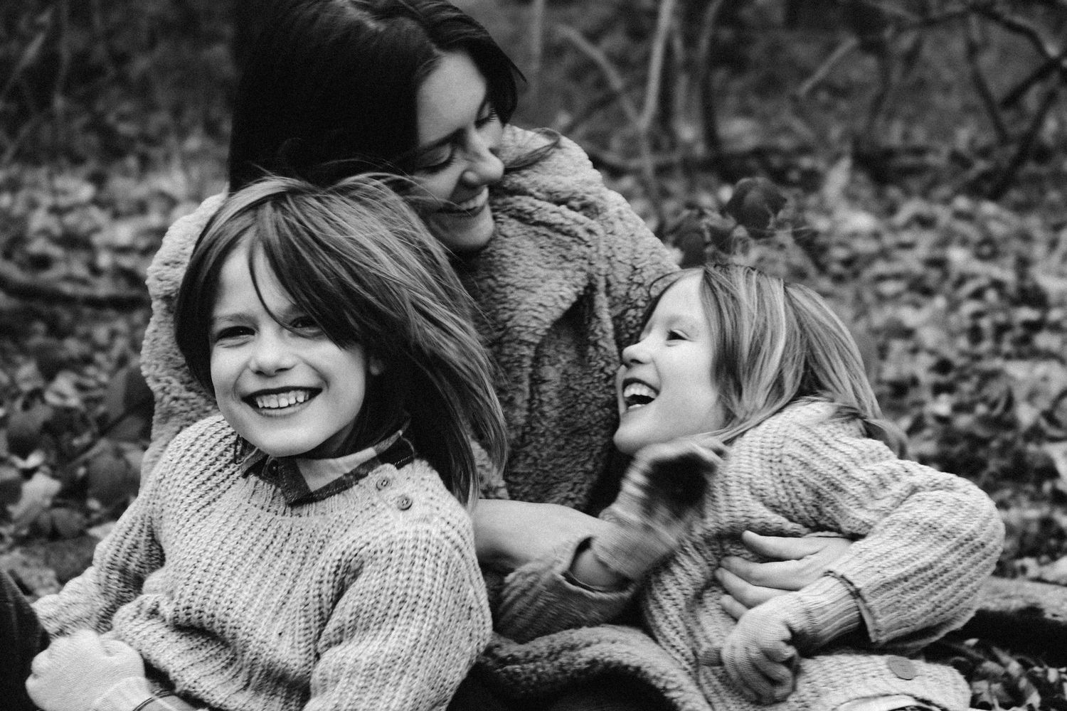 Family Portrait Session, Mothers Day Portrait Session. Portrait of young boys and mummy, outdoor portrait shoot. Woodland, natural.