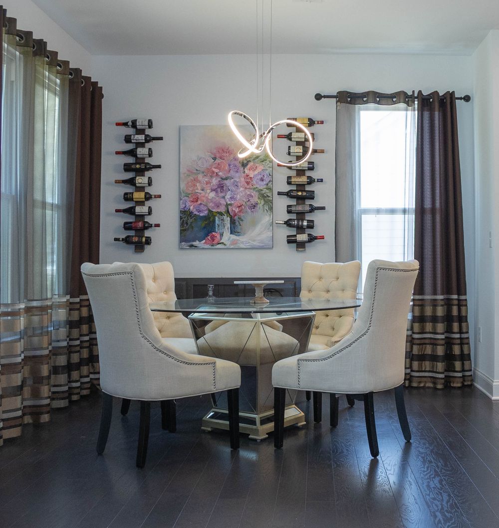 real estate photography breakfast nook alexandra shayakhmetova
