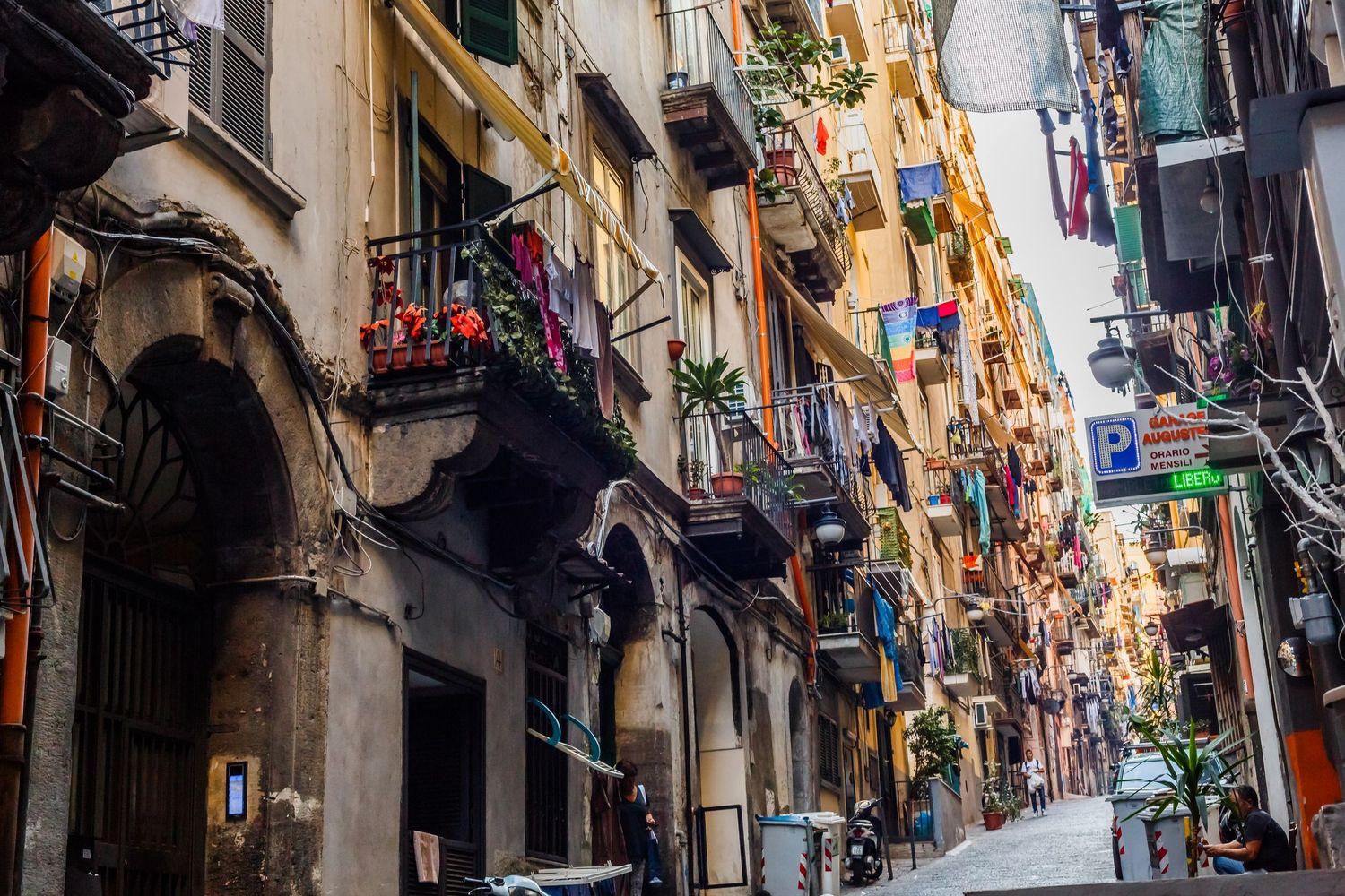 Spanish Quarter, Quartieri Spagnoli, Naples, Italy, Street Photography, Napoli