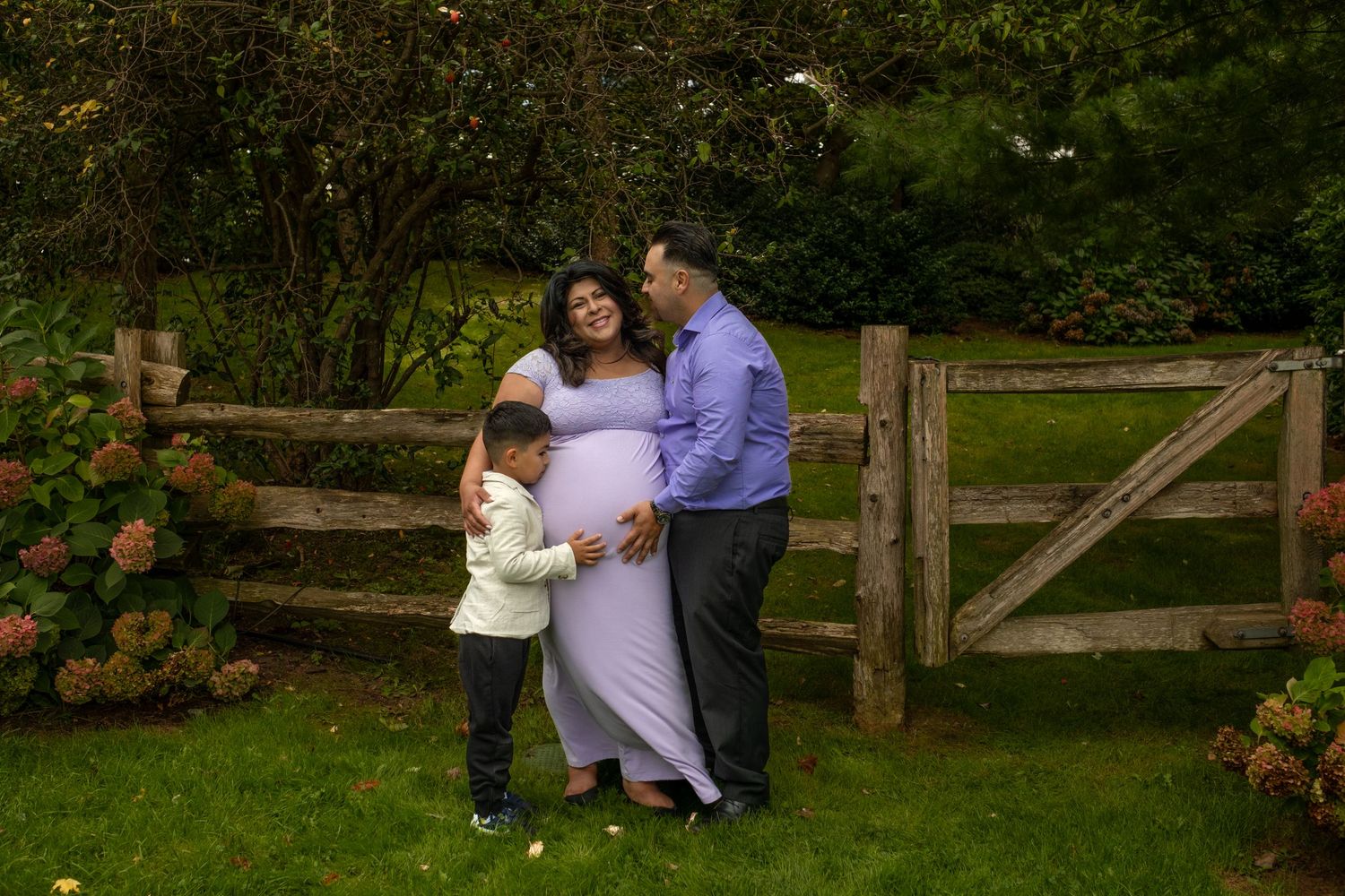 Toronto Family photoshoot . Toronto Maternity photo shoot