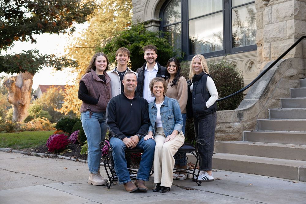 Family session at Joslyn Castle and Gardens in Omaha, NE.