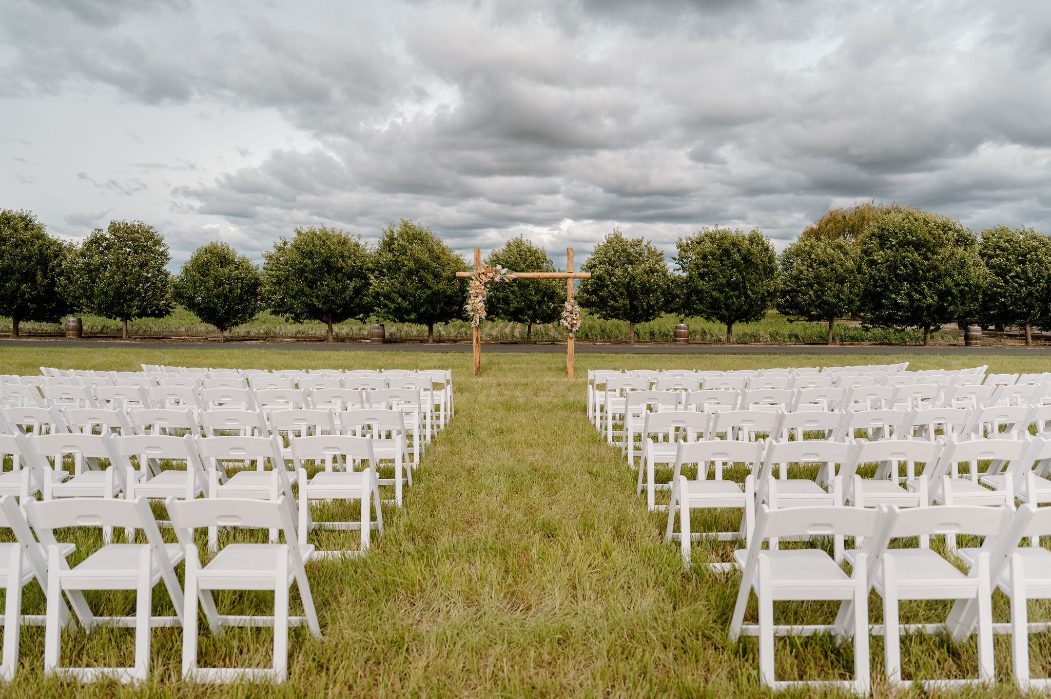 Elegant Western wedding ceremony setup
