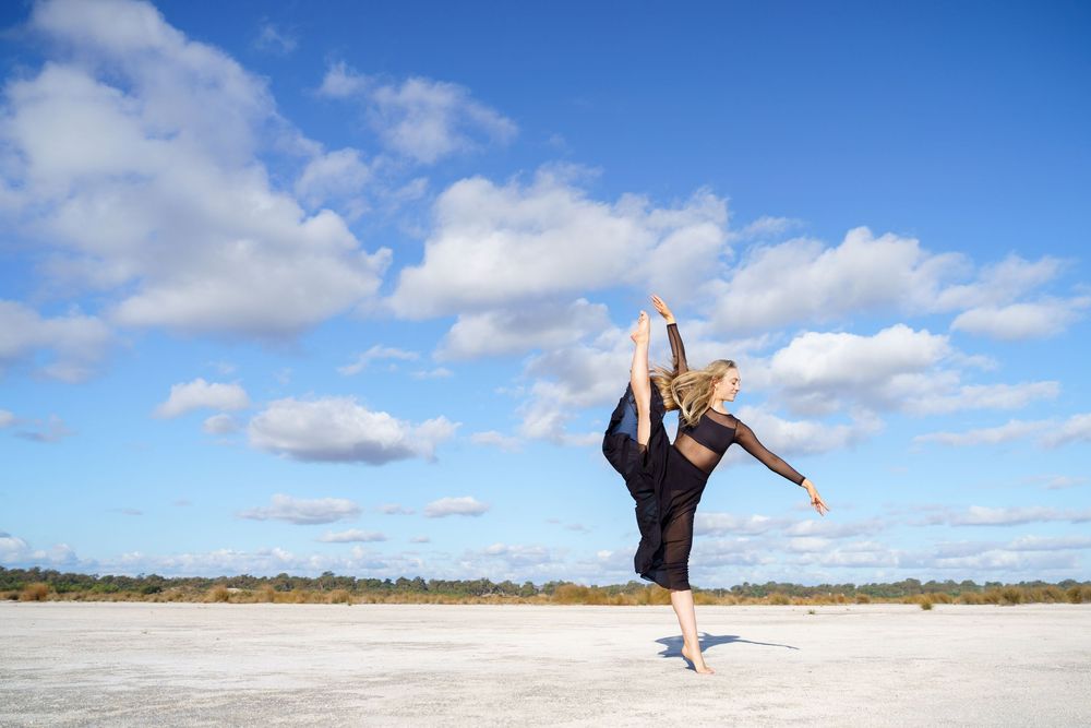 Professional Dance Portrait Photographer Vancouver Lower Mainland BC Canada Ballet Contemporary Portfolio Pricing Performance Headshots Hire