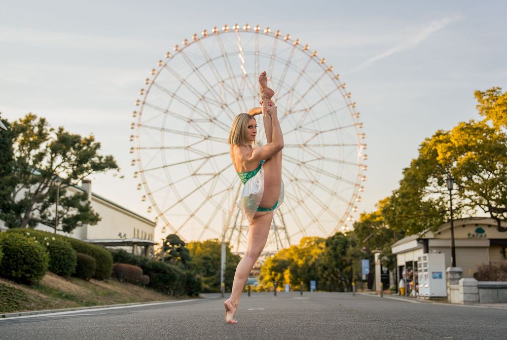 Professional Dance Portrait Photographer Vancouver Lower Mainland BC Canada Ballet Contemporary Portfolio Pricing Performance Headshots