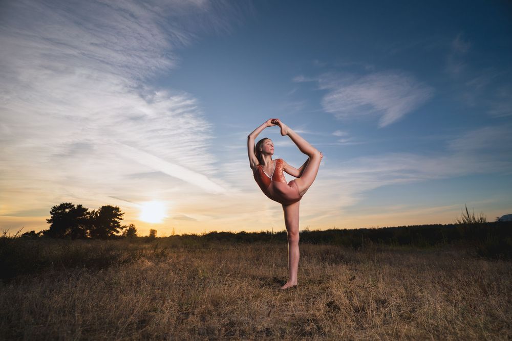 Professional Dance Portrait Photographer Vancouver Lower Mainland BC Canada Ballet Contemporary Portfolio Pricing Performance Headshots