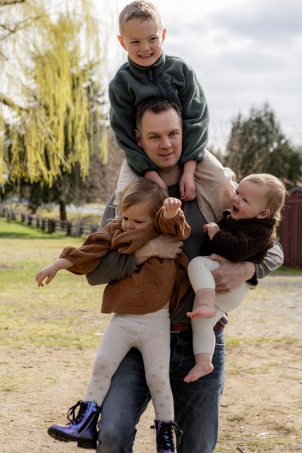 Elfriede Jasmine Photography Family Photoshoots