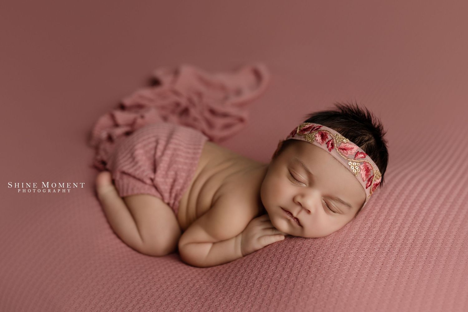 maternity photographer in victoria bc, newborn photographer victoria bc, maternity photographer victoria bc, family photographer victoria bc