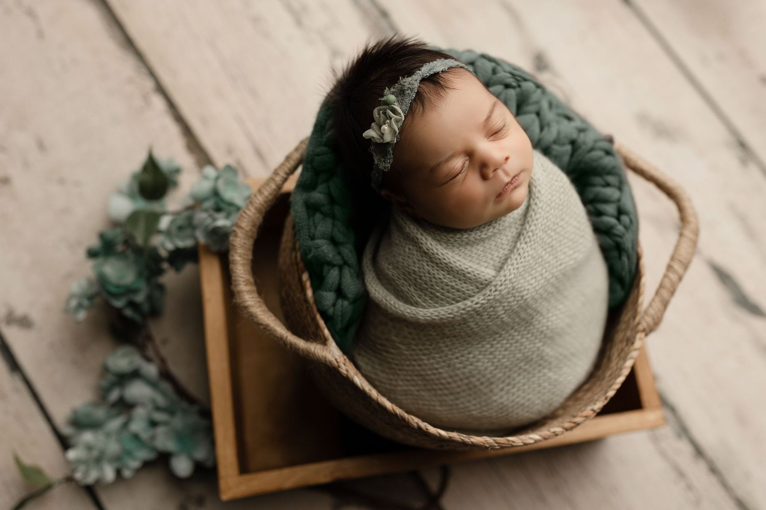 maternity photographer in victoria bc, newborn photographer victoria bc, maternity photographer victoria bc, family photographer victoria bc