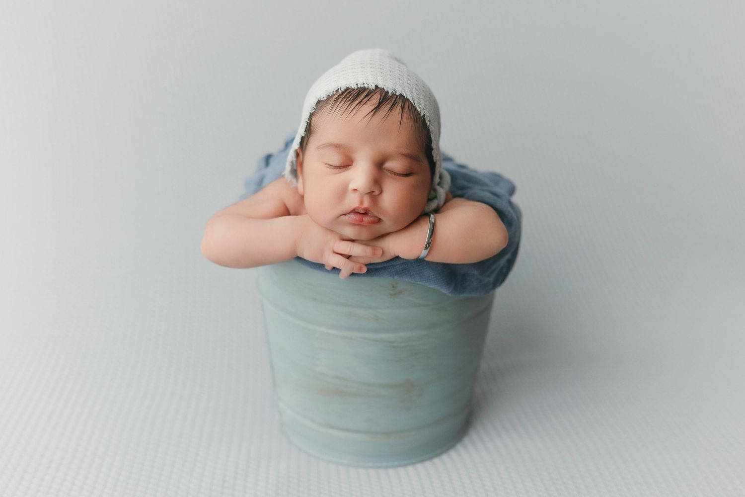 newborn photographer nanaimo bc, maternity photographer nanaimo bc, family photographer nanaimo bc,