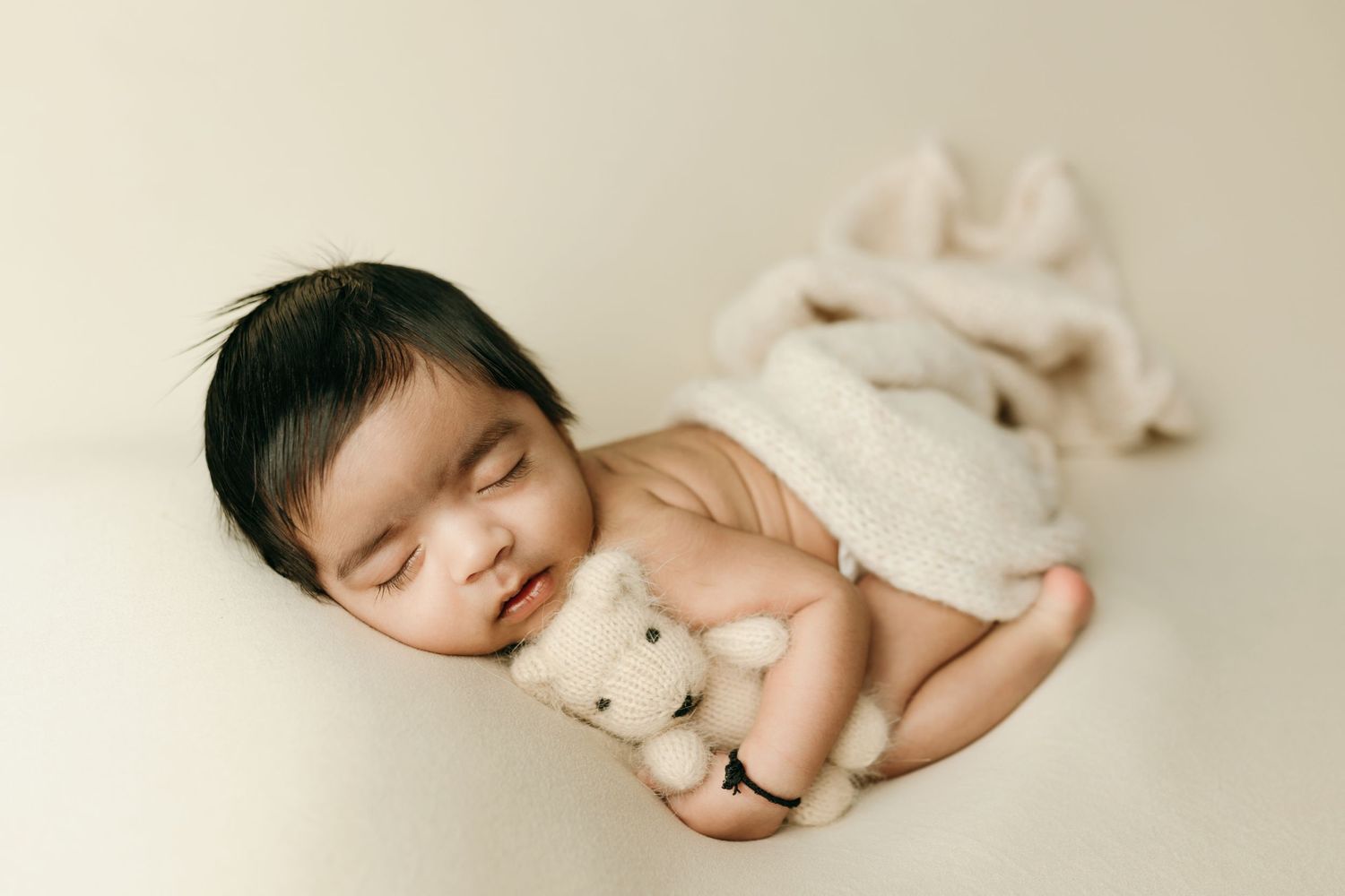 newborn photographer victoria bc, maternity photographer victoria bc, family photographer victoria bc,