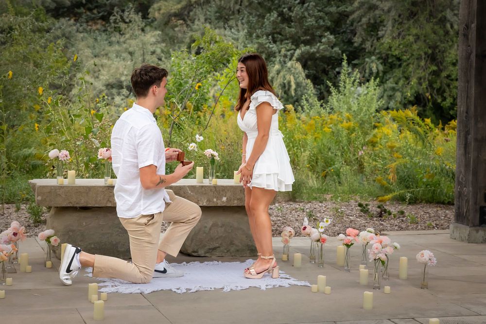Boise proposal man on one knee