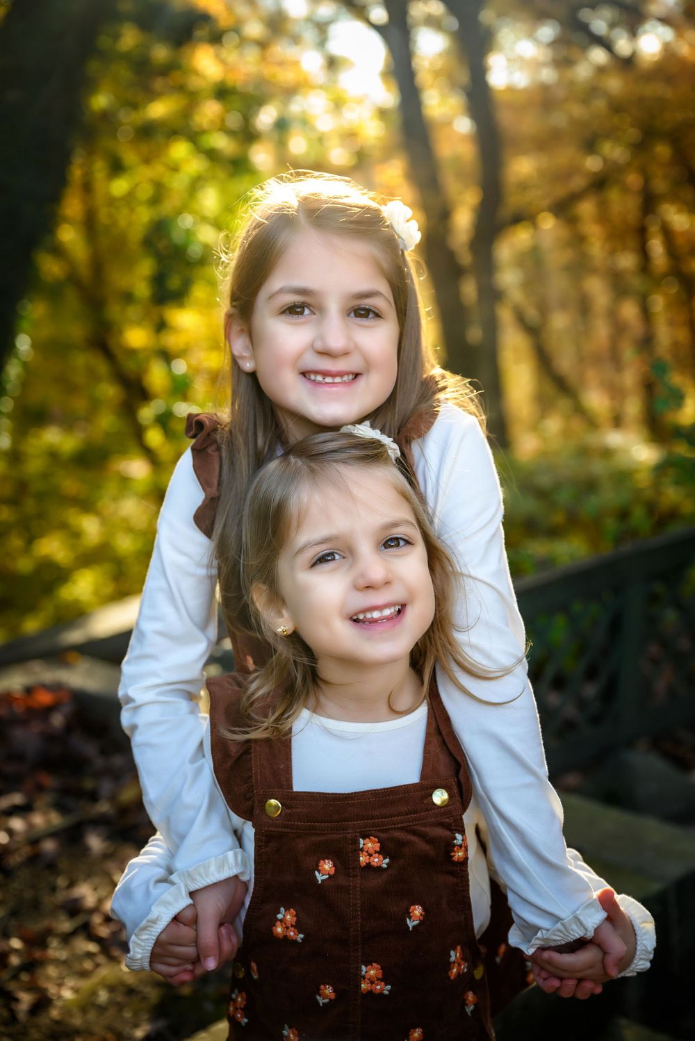Family & kids photography capturing love, laughter, and playful moments—creating timeless memories for children and families.