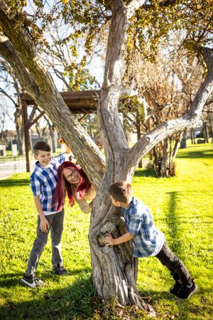 Mom and sons family photography photoshoot Fort Benton Montana Chouteau County portrait photography genuine grins and love nature outdoors