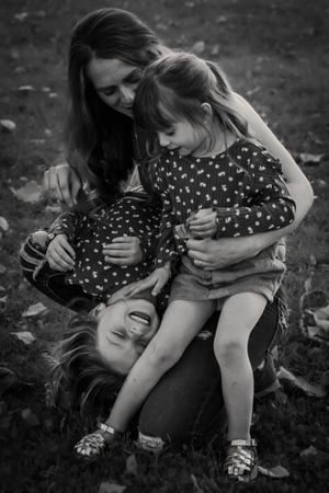 Family photoshoot in Chouteau County in fall, genuine laughter and smiles  photography Fort Benton Chouteau County Great Falls
