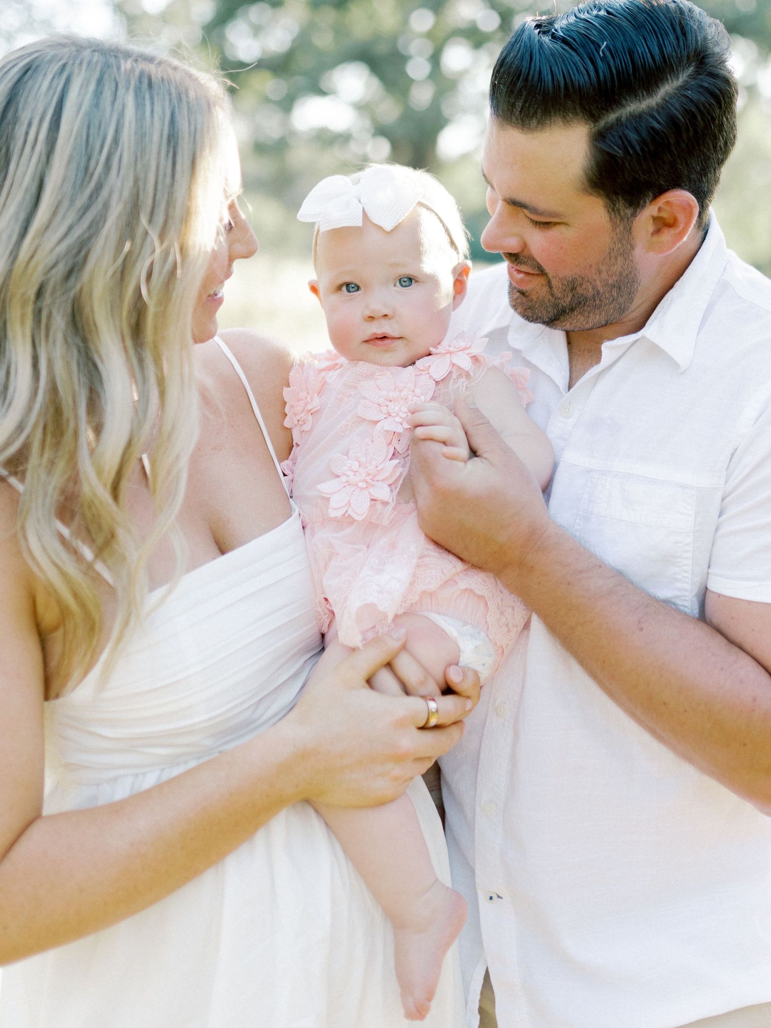 Family photo session in Upper Bidwell Park, Chico, California taken by Kaitlin Stoltenberg, Family and Lifestyle Newborn Photographer