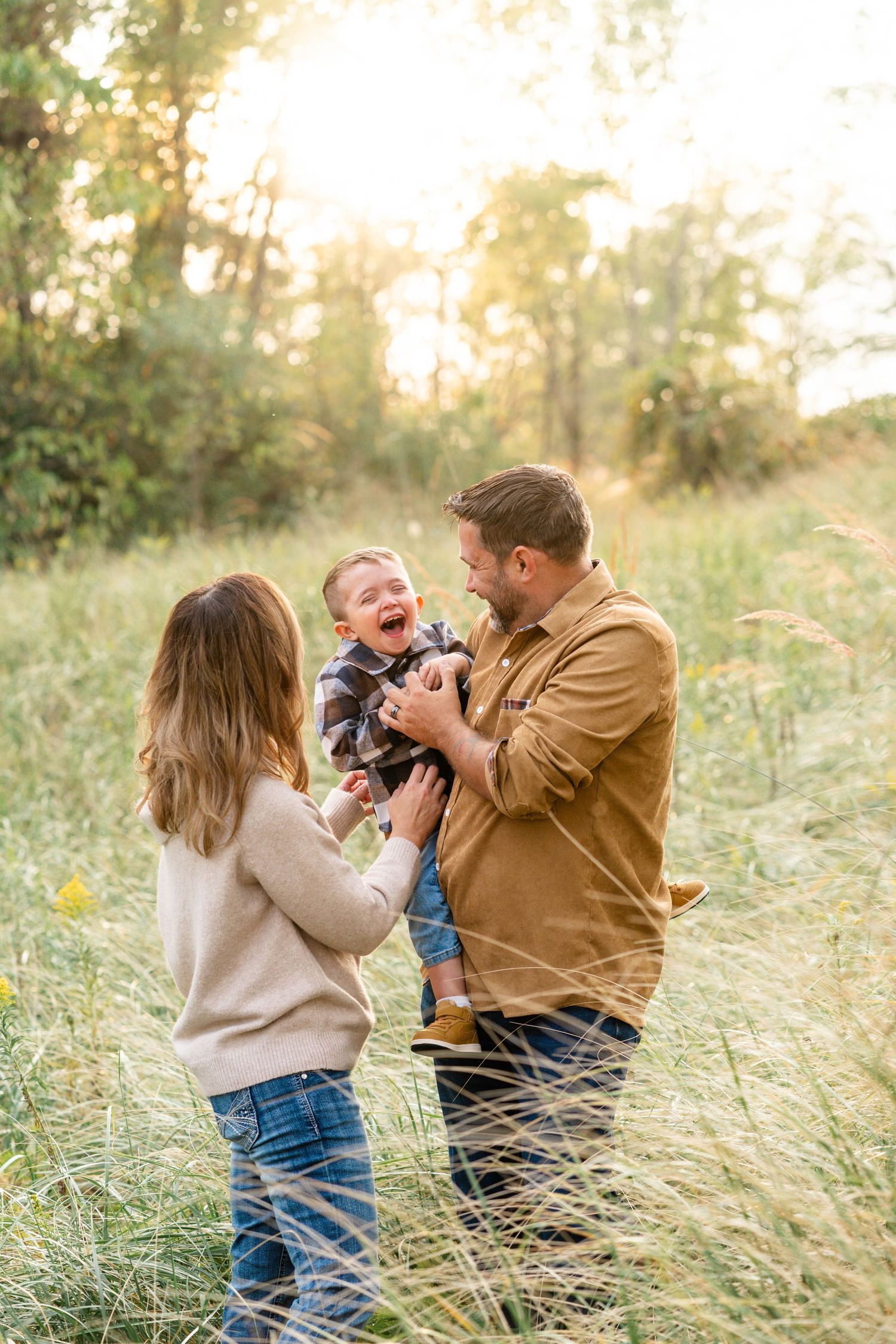Erie, Pennsylvania family photo session at Frontier park
