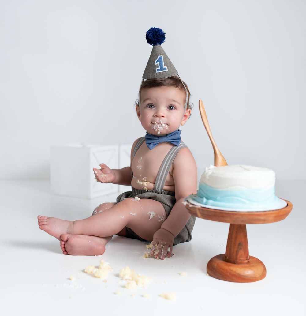 Cake Smash Birthday photoshoot in Merrimack NH