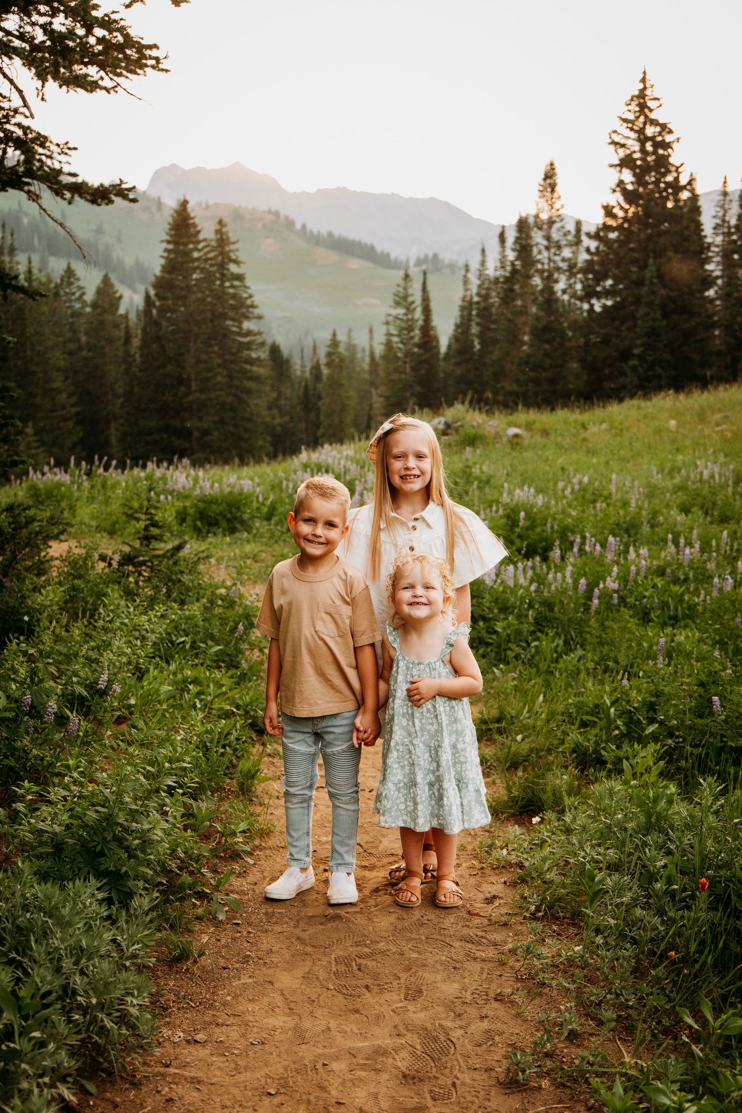 Logan, Utah Family Photographer.