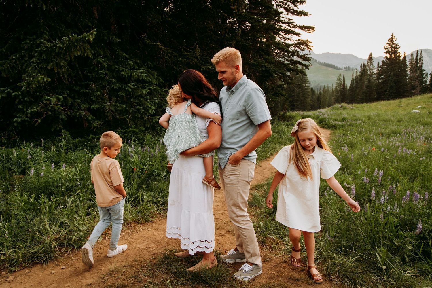 Logan, Utah Family Photographer.