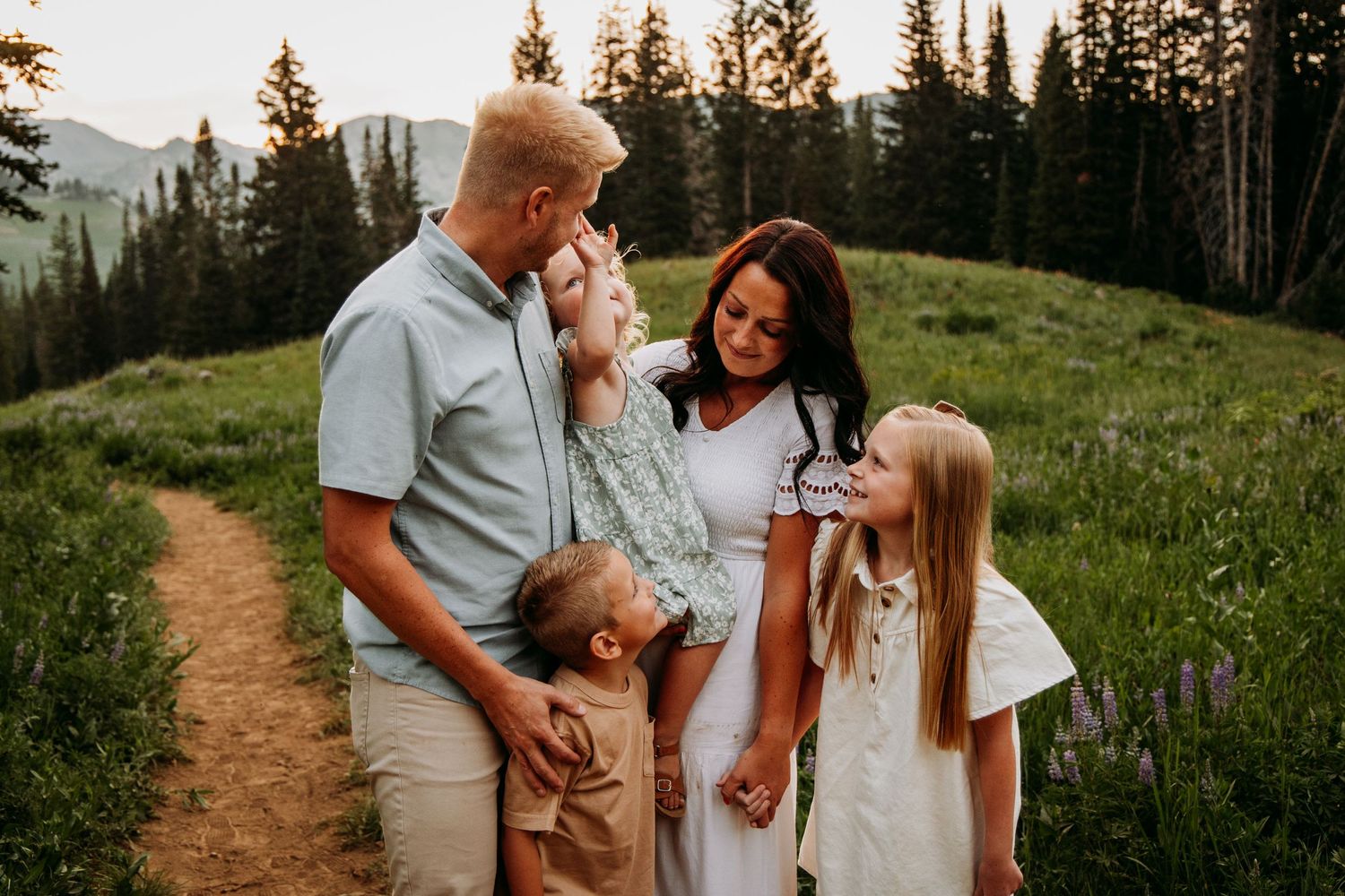 Logan, Utah Family Photographer.