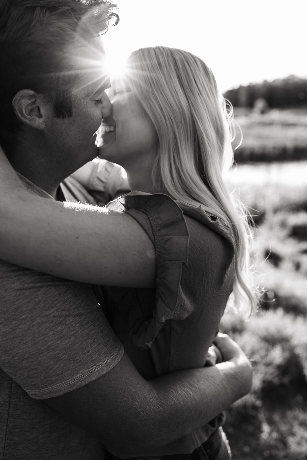 engagement photo photographers near me