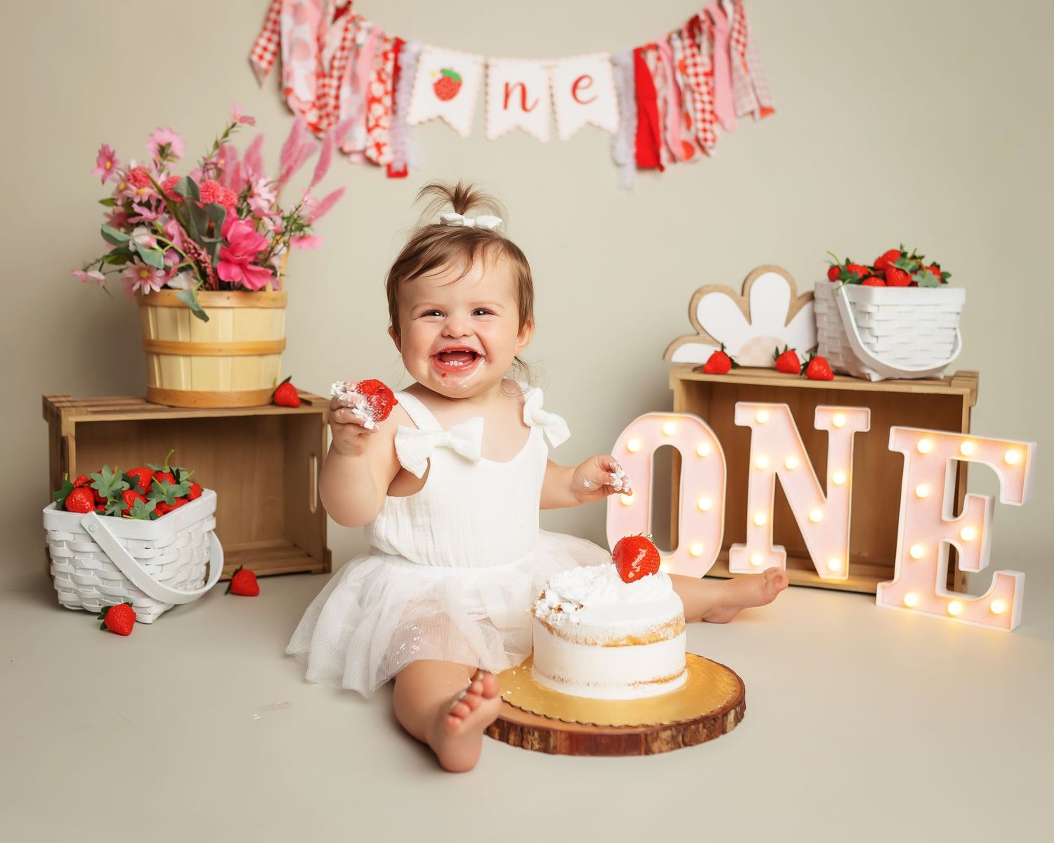 first year one year birthday smash cake session strawberry Oak Hills CA southern California photographer