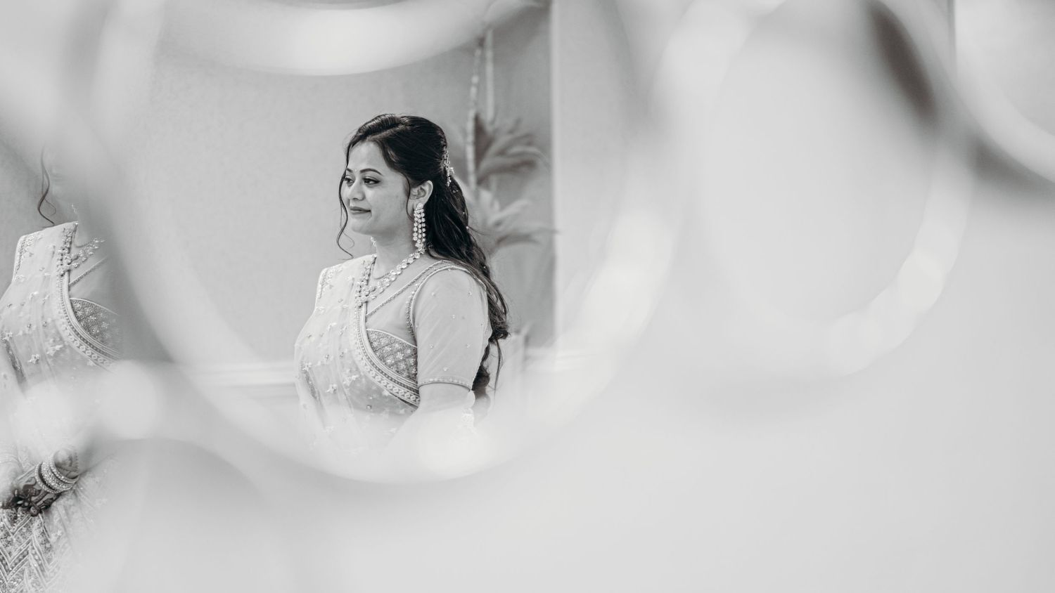 Best wedding photographer | Bride portraits | Candid wedding moments | Unscripted Frames Studio | Dallas