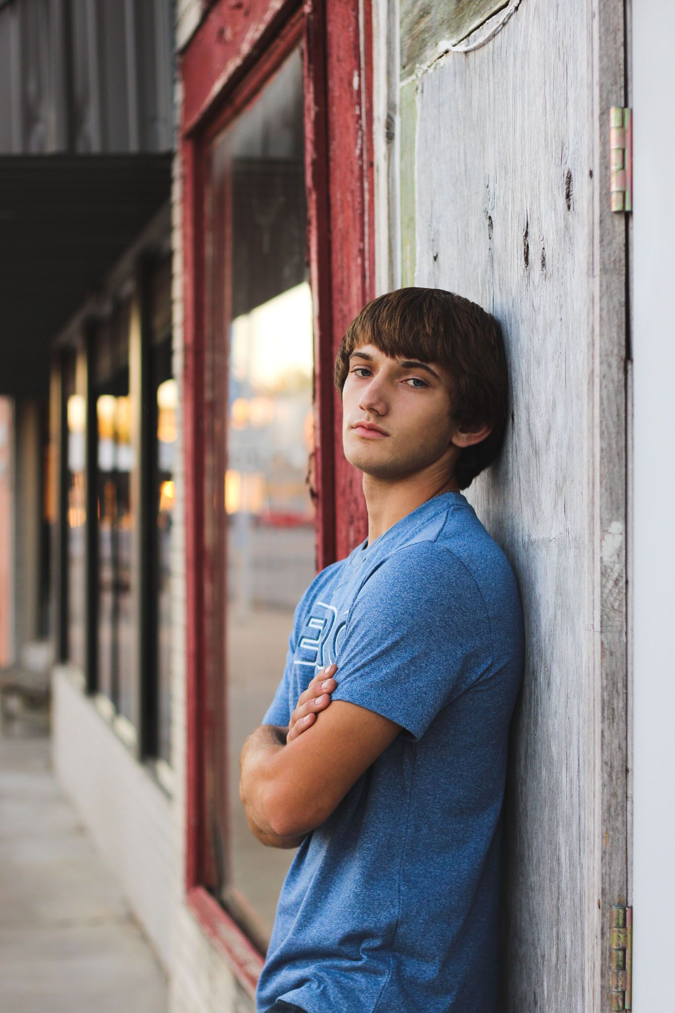 southeast-ks-senior-portrait-downtown
