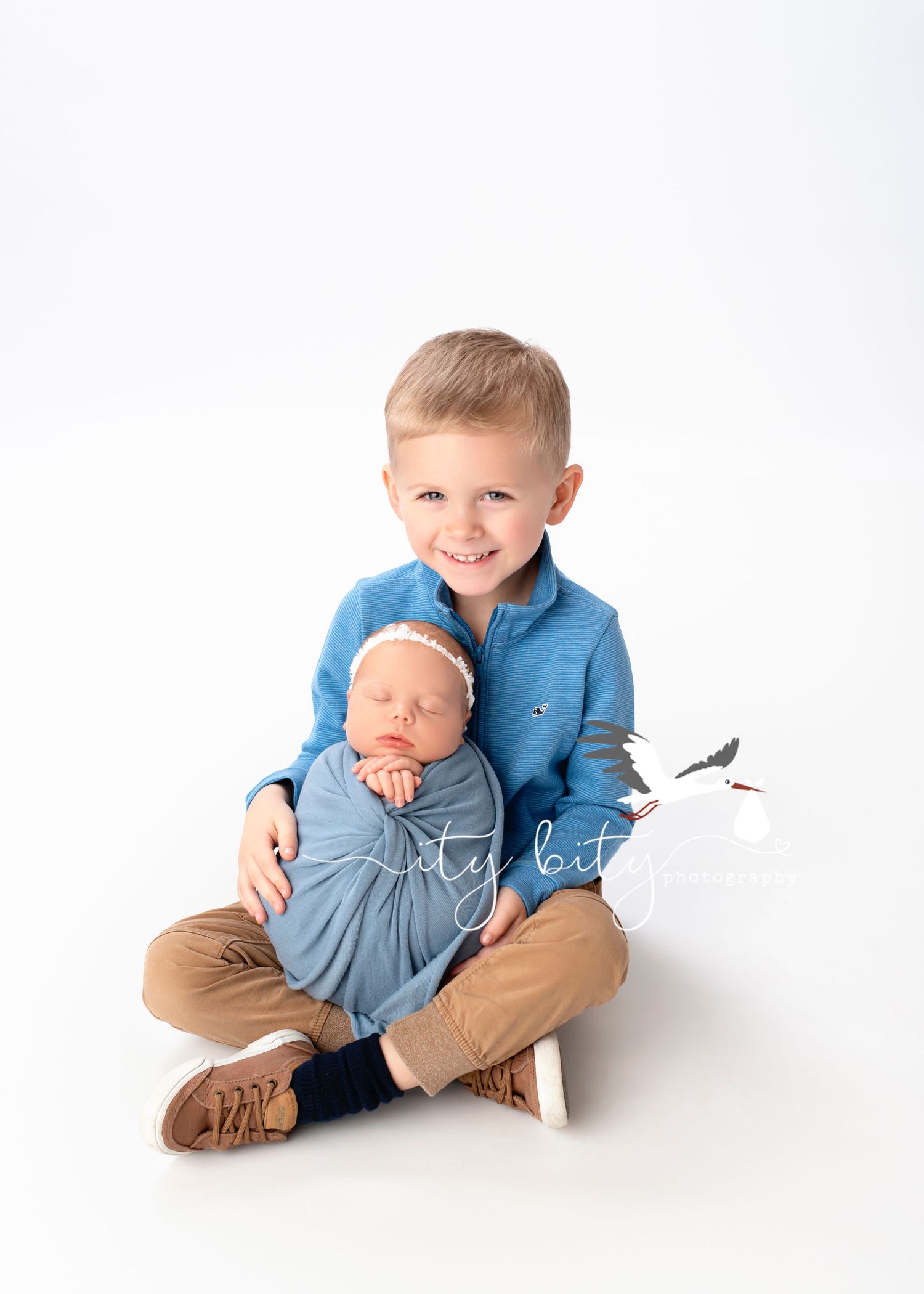 Avon Newborn & Family Photographer Baby Harper Siblings Family