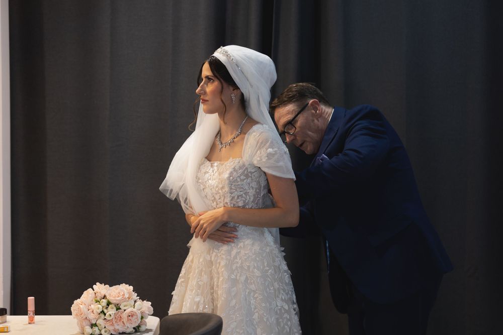 Bridal preparation, the Beaverwood