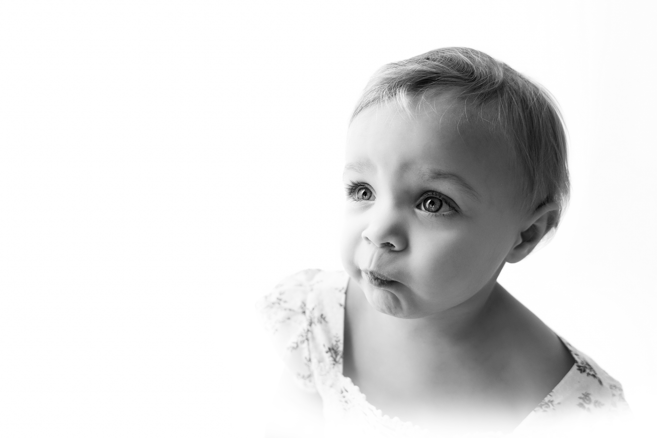 Milestone Heirloom portrait Photographer
newborn photography Kentucky Photographer
Richmond Lexington Louisville
Berea KY cake smash