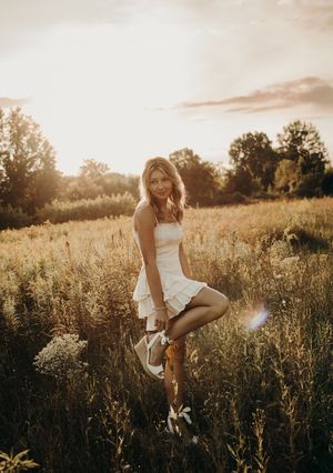Michigan Senior Portrait Photographer
