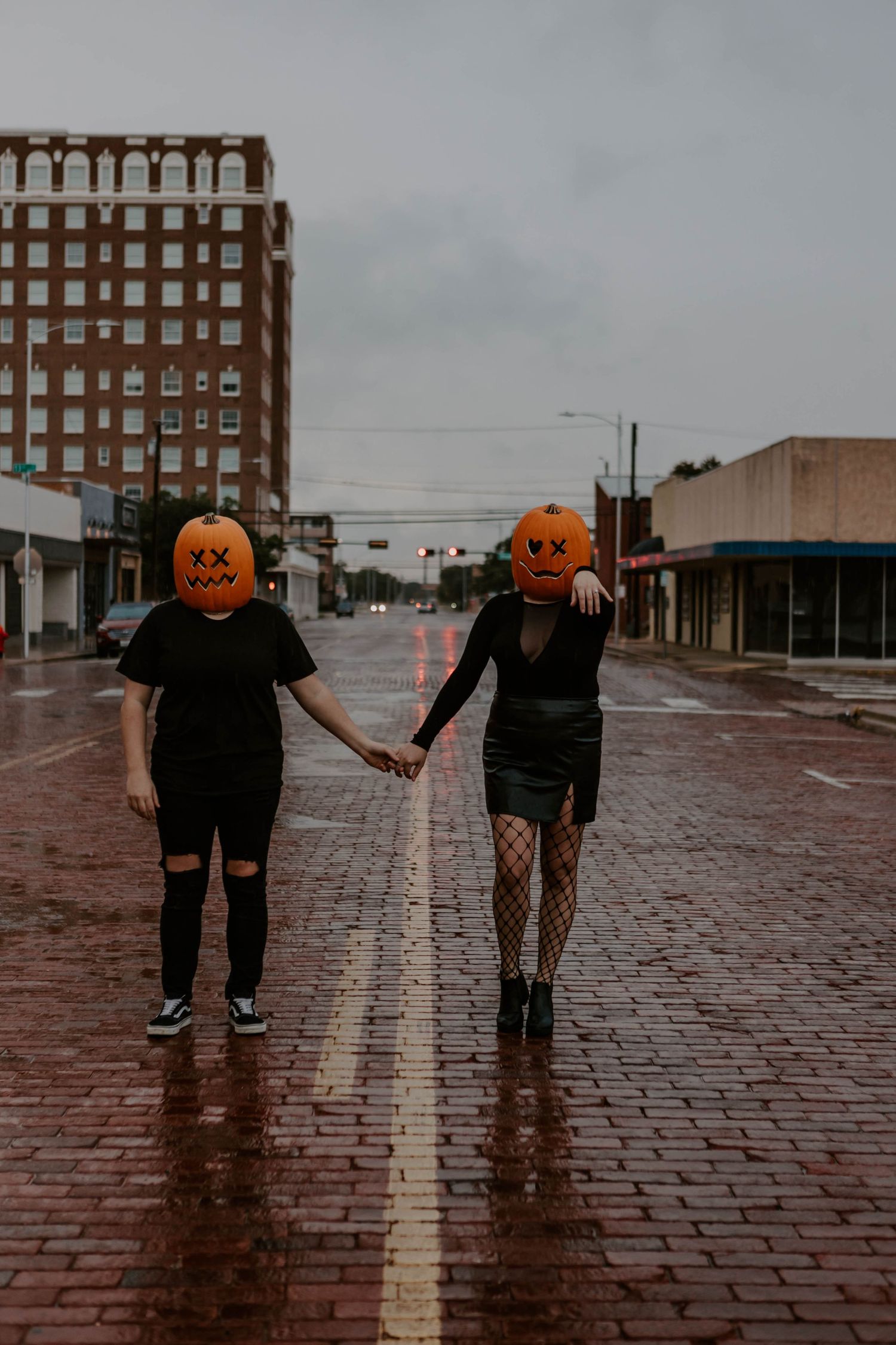 Engagement photo session in Texas, Halloween themed