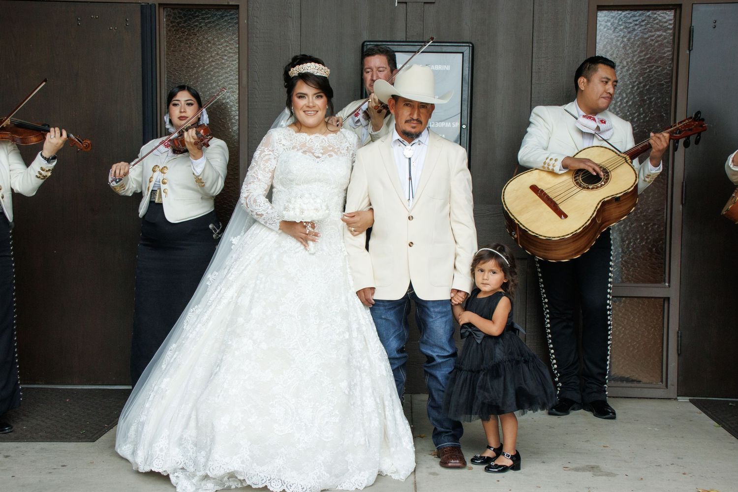 Dallas photography and video for Weddings
 - R & R Marcelo DFW