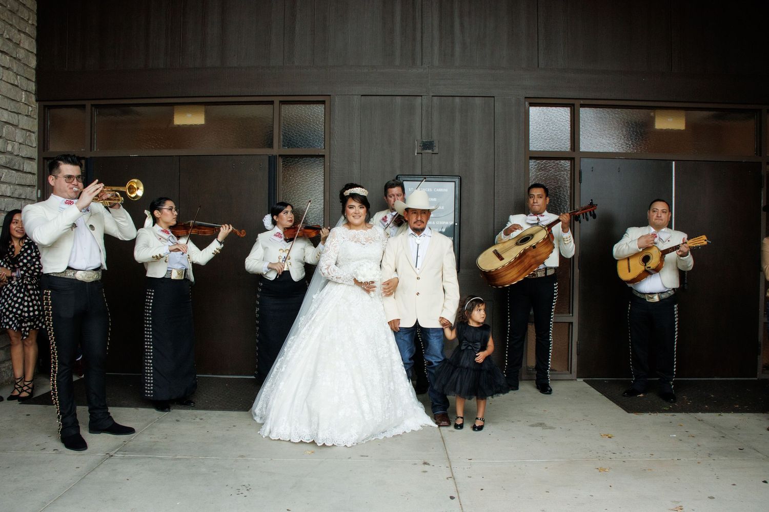 Dallas photography and video for Weddings
 - R & R Marcelo DFW