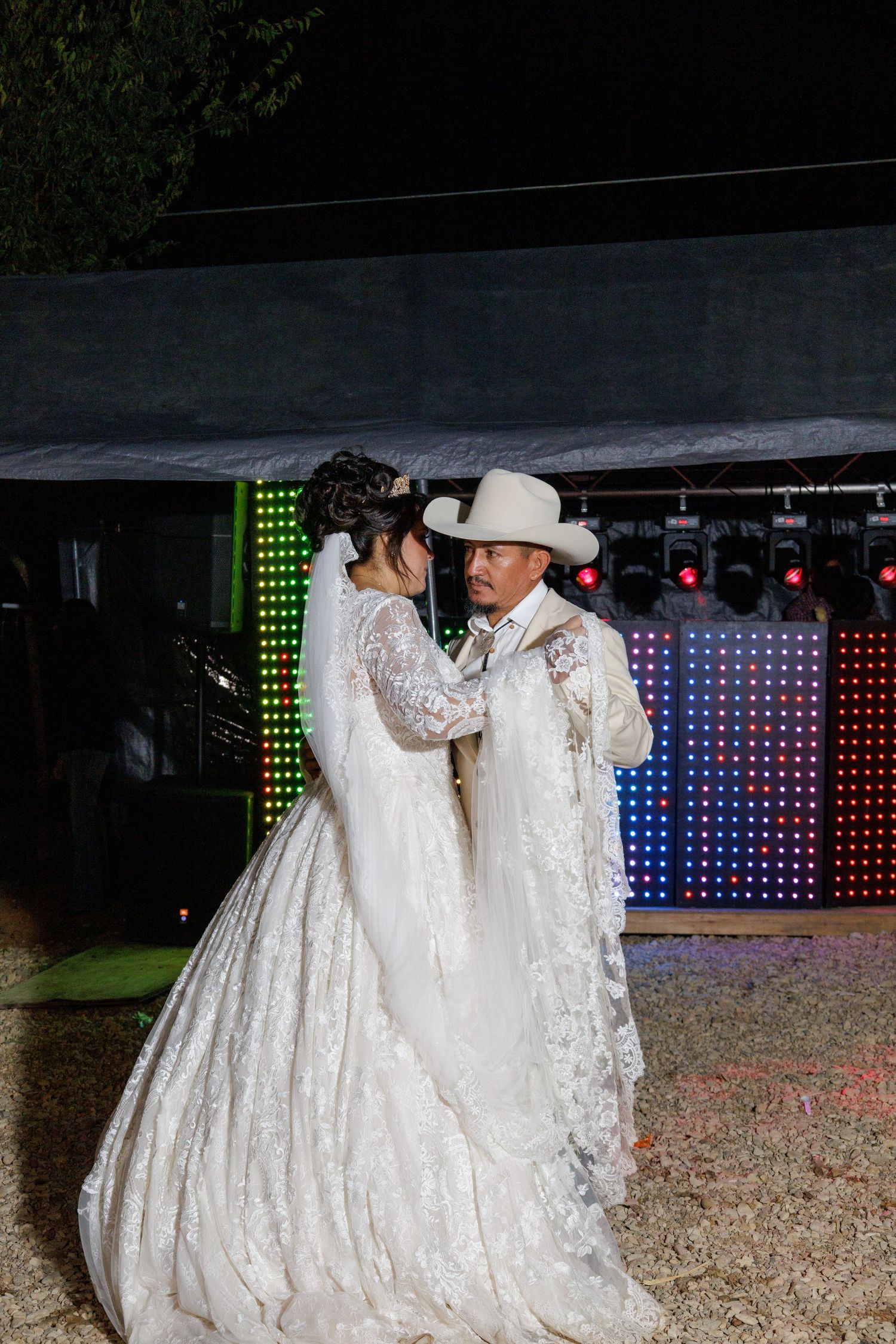 Dallas photography and video for Weddings
 - R & R Marcelo DFW
