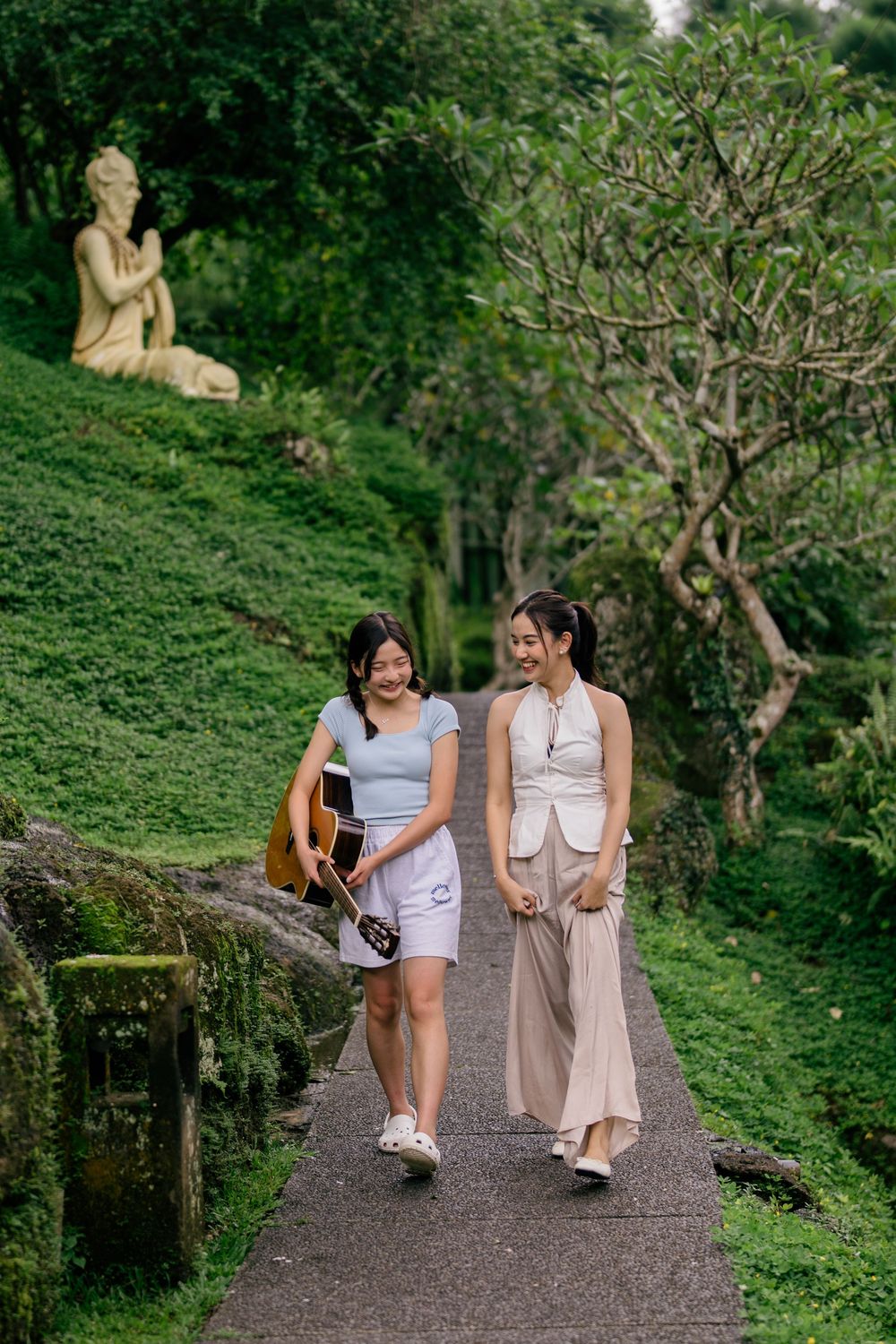 Lifestyle portrait photography at Tanah Gajah Ubud.