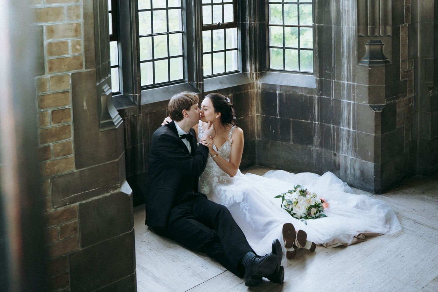 Timeless wedding photos of Tiffany and Sam at Hart House in Toronto.