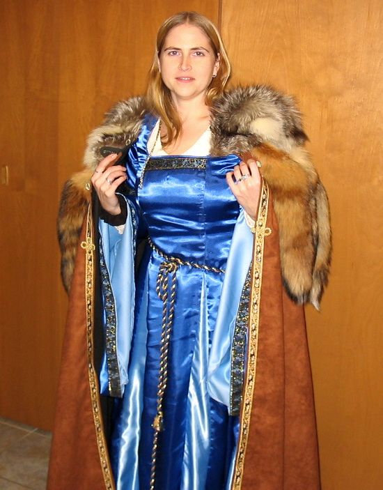 medieval garb dress