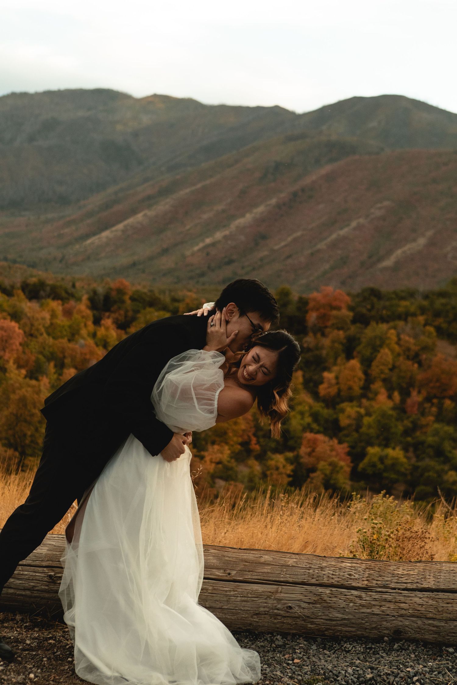 Candid wedding photography in utah