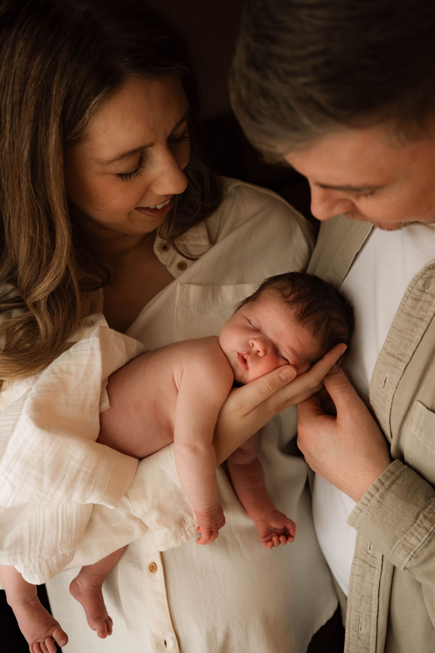 in home newborn session, newborn photographer Manchester, Manchester motherhood, Manchester Wedding photographer